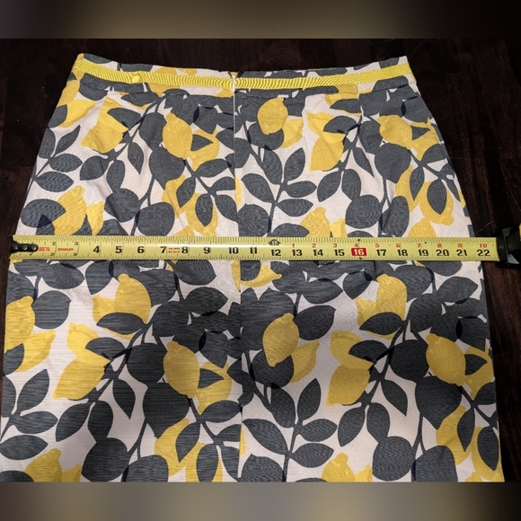 Floral Print Women's Skirt - Yellow and Gray - Picture 13 of 13